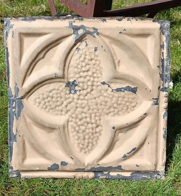 Antiguo gótico victoriano techo azulejo de hojalata lona Shabby Chic murciélagos de cuatro hojas Foto 1 de 4