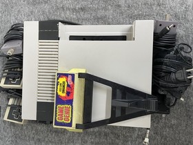 Nintendo NES-001 Console Japan 2 Controllers Game Genie Cables Tested