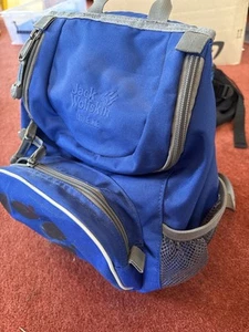 Jack Wolfskin Rucksack - "Little Joe" Child's Sized Paw Print Deisign VGC - Picture 1 of 3