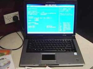VGC. ASUS PRO50G PRO50GL-AP059C - WIN VISTA/7 inc. Carry Bag - (USED) - Picture 1 of 13