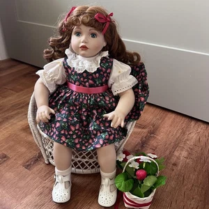 Vintage 1993 Sweet Strawberry Porcelain Doll Georgetown Ann Timmerman COA Box - Picture 1 of 23