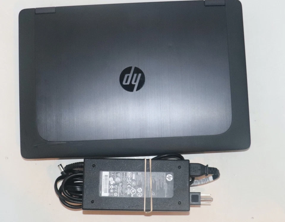 Estación de trabajo HP ZBOOK 15|Intel Core i7@2,70 GHz|12 GB RAM|500 HDD|WIN10|Nvidia Foto 1 de 4