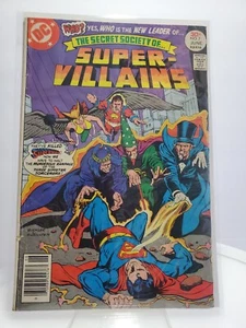 The Secret Society of Super Villains #7 (1977) - Picture 1 of 1