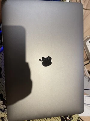 Apple MacBook Pro 15 inch,2016,i7 2.9GHz, 16GB RAM, 1TB SSD, Touch Bar - Grey - Image 1 of 4