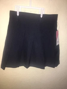 Izod Uniform Skirt Size 4 NWT $24 Navy - Picture 1 of 4