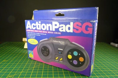Logic 3 Action Pad SG for SEGA Mega Drive Controller. C.I.B. New/Sealed. - Image 1 of 4