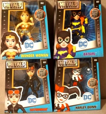 4 DC METAL DIE CAST ACTION FIGURES BAT-GIRL HARLEY QUINN WONDER-WOMAN BNIP Foto 1 de 4