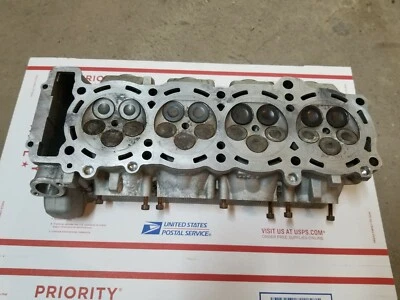 YAMAHA RX1 RX-1 ER LE MOUNTAIN ENGINE MOTOR CYLINDER HEAD 8FA-11102-01-00 Valve - Image 1 of 2