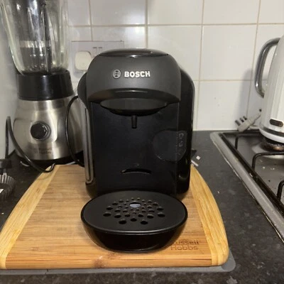Bosch Tassimo Vivy TAS1202GB Kombi-Kaffee-und Espressomaschine für 2 Tassen - echt schwarz - Bild 1 von 3