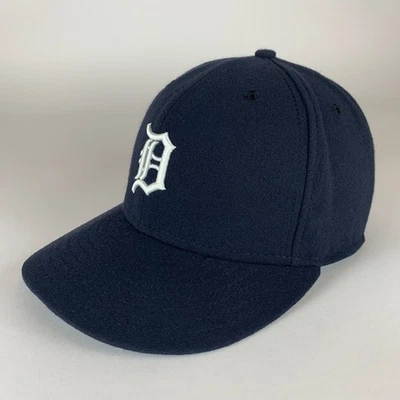 Detroit Tigers MLB Navy Blue New Era 59Fifty Fitted Hat No Side NE Logo 7 1/4 - Image 1 of 4