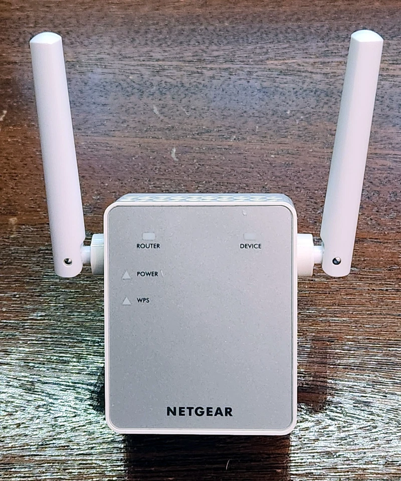 Netgear EX 3700 WLAN-Repeater 2,4 und 5 ghz AC 1200 MB/s - Bild 1 von 4