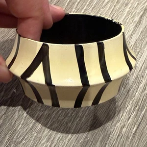 Vintage breiter Holz Armreif Armband modern creme schwarz Zebra bemalt Print - Bild 1 von 5
