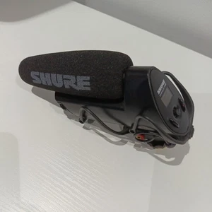 Shure VP83F LensHopper™ Shotgun Microphone with Integrated Flash Audio Recording - Picture 1 of 1