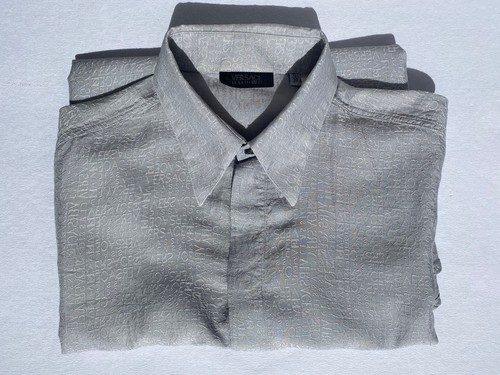 Versace Classic V2 stampa grigio versace su tutto tessuto misto grande 15 5 39