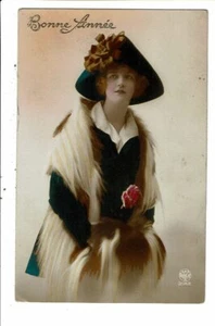 CPA-Carte Postale Belgique-Fantaisie-Bonne Année avec une jeune femme chapeautée - Picture 1 of 2