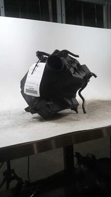 Conjunto de filtro de aire usado se adapta a: Nissan Altima SDN 2016 2,5 L 4 cilindros grado A Foto 1 de 3