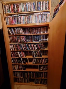 DVD MOVIE SALE! 5 or More $2 each - Choose From Over 1200 - A-Z List Below - Picture 1 of 8