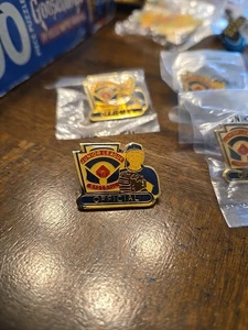 4-SPILLE DA BASEBALL UFFICIALI JUNIOR LEAGUE  - Foto 1 di 2