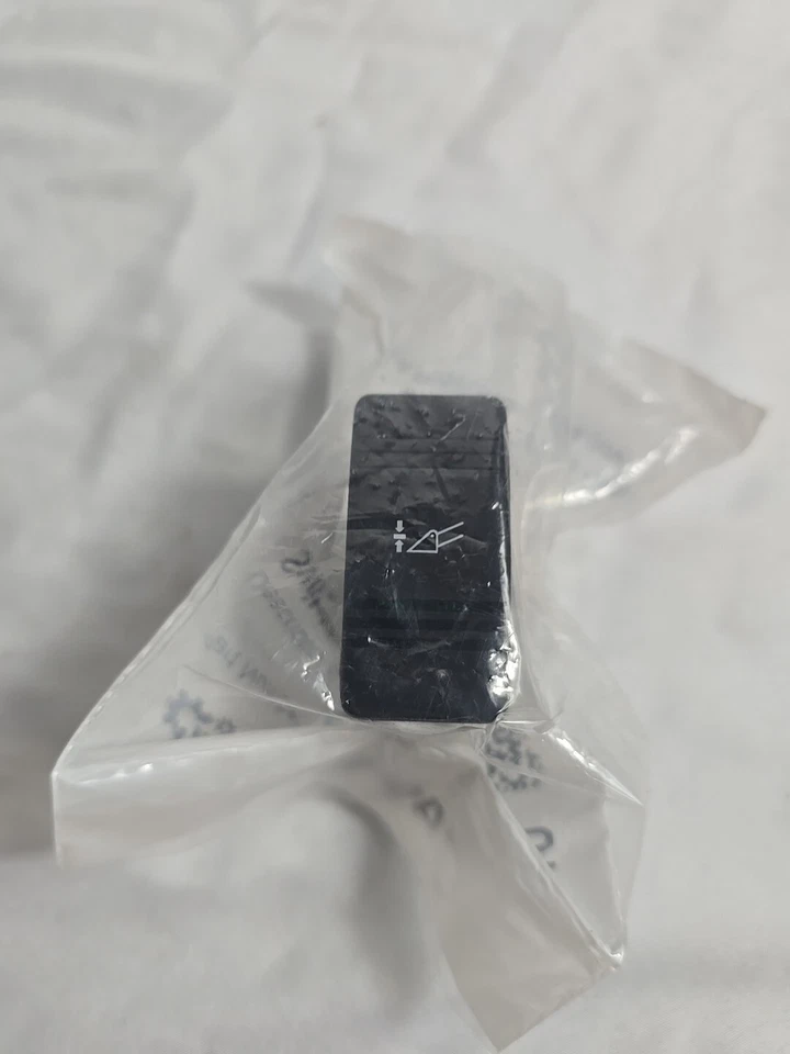 Interruptor/disparador izquierdo GEHL L71072 Foto 1 de 1