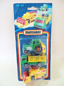 MATCHBOX MP107 'JUEGO DE GRANJA - TRACTOR, CAMIÓN DE GANADO, COMBINADO' SIN USAR, EN CAJA/CARDADO - Imagen 1 de 7