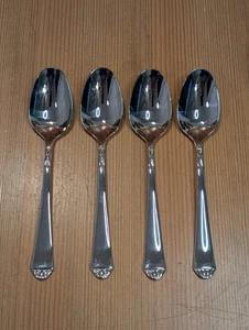 Set (4) Lenox 18/10 Edelstahl Britische Kolonialzeit Glänzend 6,5" Teelöffel Löffel EUC+ - Bild 1 von 7