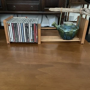 Vintage Sliding Wood Media Display - Picture 1 of 5