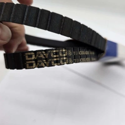 Dayco Top Cog Gold Label 17510 V-Belt - Image 1 of 3