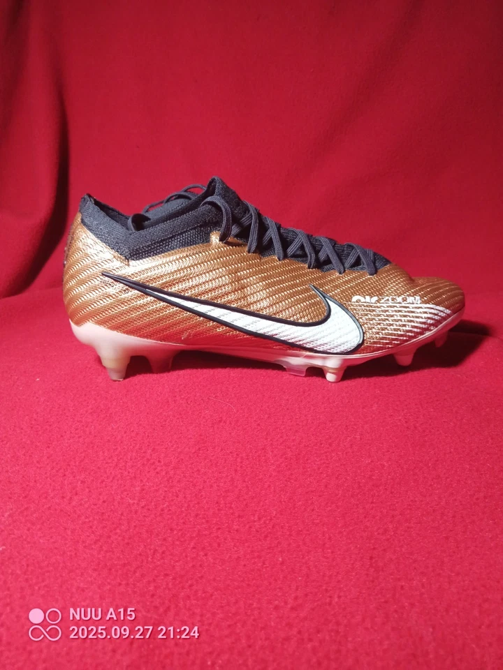 Nike Men 6.5/Women 8 Mercurial Vapor 15 Elite SG-PRO AC Soccer Cleats DR5937-811 - Image 1 of 4