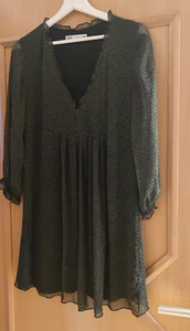 Kleid, Zara, Gr. S, dunkelgrün - Bild 1 von 2