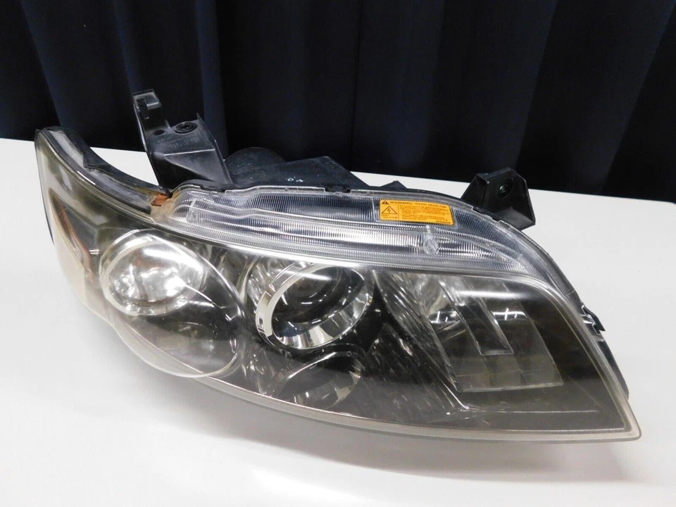 Faro de xenón HID derecho genuino Infiniti FX35 FX45 S50 Ichikoh 1716 Foto 1 de 4