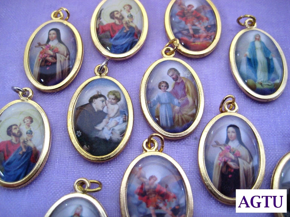 U PICK SAINT Pendant Medal Saint Saints Religious Patron Gilt Charm AGTU - image 1 of 1