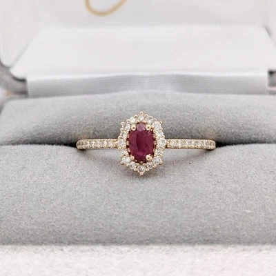 Natural Red Ruby and Diamonds Halo Engagement Ring 18k Solid Yellow Gold ring - Image 1 of 4