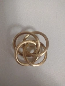 Vintage 14k Yellow Gold Intertwined Circle Love Knot Brooch 6.7g - Picture 1 of 7