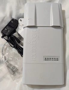Mikrotik NetBox 5 RB911G-5HPacD Connectors For Antennas 802.11ac L4 - Picture 1 of 8