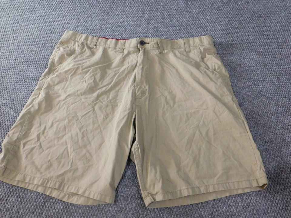Wrangler Mens Shorts 44 beige cargo outdoors hunter utility stretch - Image 1 of 4