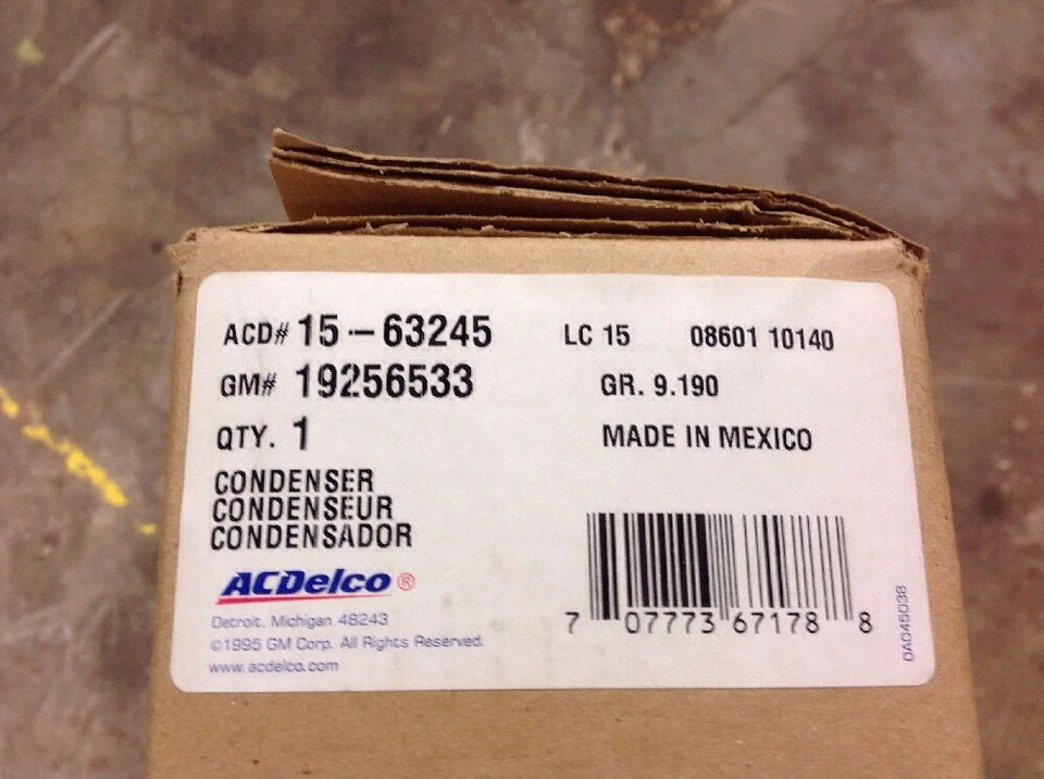 Pontiac Torrent 19256533 GM OEM nuevo 2006 2007 2008 condensador aire acondicionado ACDelco  Foto 1 de 1