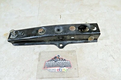 2014 CAN AM RENEGADE 1000, REAR LEFT LH FOOTWELL BRACKET (OPS1164) Foto 1 de 4
