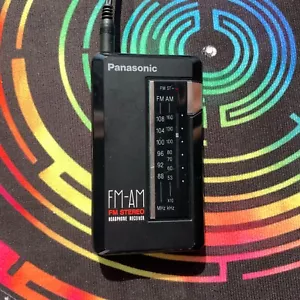 Panasonic FM/AM/FM Stereo Headphone Radio Model RF-423 - Picture 1 of 8