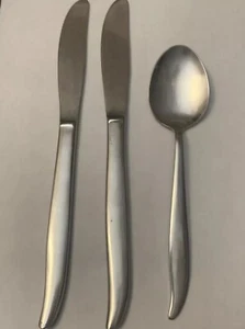 Lot Of 3 LNM2 Stainless Flatware by LINMARK JAPAN Teaspoon , Dinner Knife - Picture 1 of 7