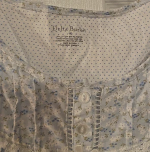 Delta Burke SOFT - White with Blue Floral - Sleeveless Nightgown - Size 1X - Picture 1 of 5