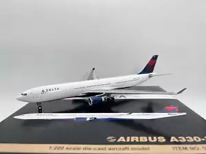 Gemini Jets 1:200 Delta Airlines Airbus A330-300 N801NW G2DAL305 - Picture 1 of 2