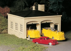 Bachmann O Plasticville USA Classic Kits Fire House +Pumper Truck, Ladder 45610 - Picture 1 of 1