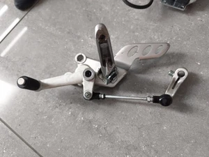 Fussrastenanlage Rieju oder Andere 125ccm / Links und Rechts - Bild 1 von 4