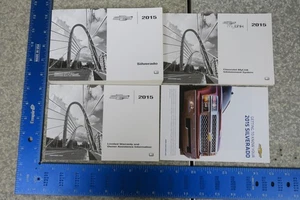 Chevy Silverado 1500 2500 3500 Owner's Manual 2015 Navigation Book Set 15 OM905 - Picture 1 of 2