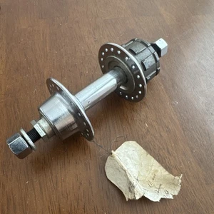 Nuevo de Lote Antiguo Suntour 36 Agujeros 111mm Buje Trasero de Ciclismo - Cromo Tuerca BMX Cassette - Imagen 1 de 8