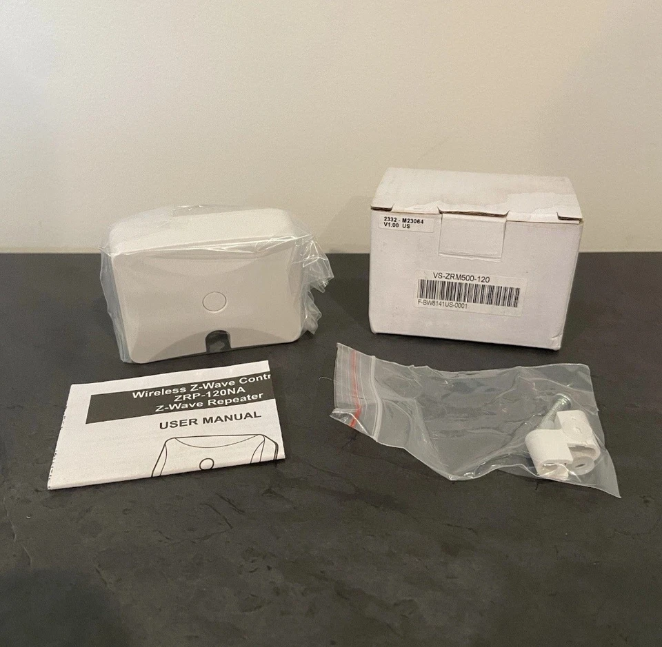 Vivint Smart Home Z-Wave Control ZRP-120NA Z-Wave Repeater - NEW - Image 1 of 1