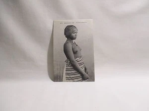CPA CARTE POSTALE ANCIENNE MADAGASCAR FEMME BETSILEO OLD POSTCARD - Bild 1 von 2
