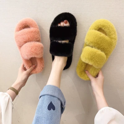 Sandalias de felpa de invierno para mujer con toboganes de piel sintética chanclas de interior Foto 1 de 4