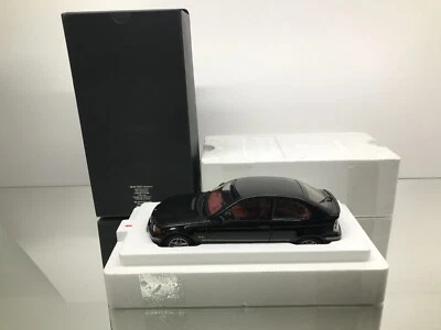 KYOSHO BMW E46 325TI COMPACT -BLACK+RED 1:18- HIGH QUALITY IN DEALER BOX - Bild 1 von 4