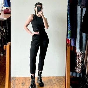 Vintage COMME DES GARÇONS ärmelloser Jumpsuit mit spitz zulaufendem Bein - Größe S - Bild 1 von 7